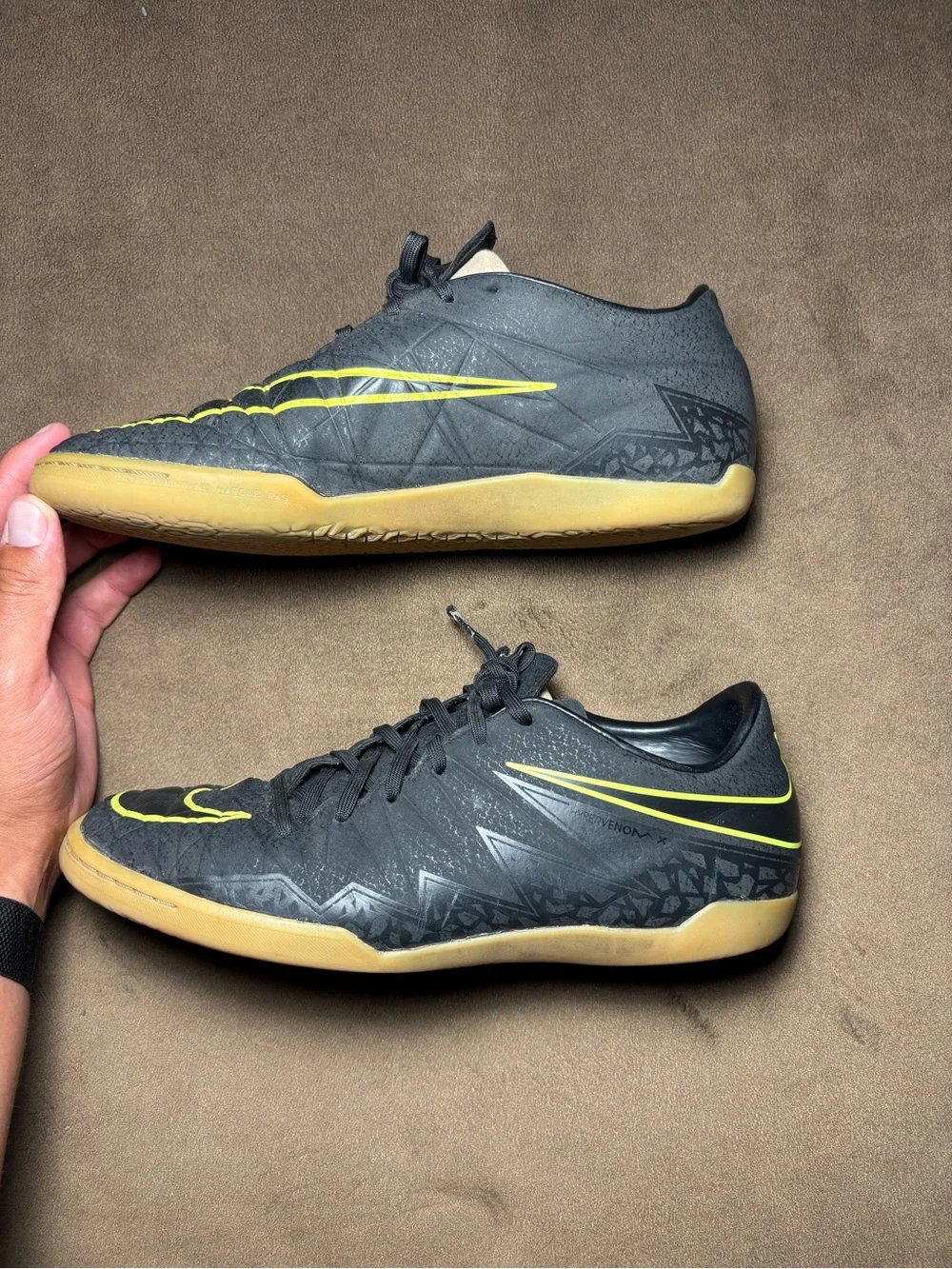 Nike Hypervenom Indoor Soccer Shoes – Men’s US 8